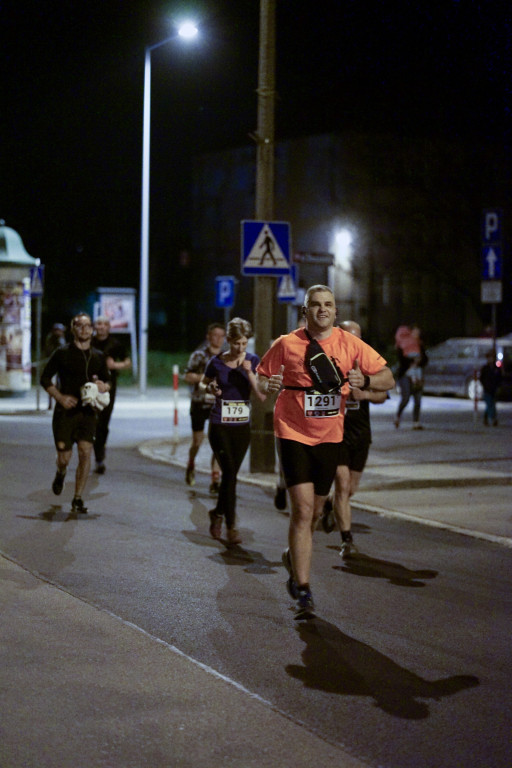 Kamil Karbowiak zwycięzcą Electrolux 3. Nocnej Dychy! [fotorelacja]