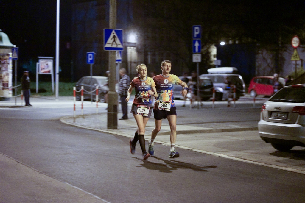 Kamil Karbowiak zwycięzcą Electrolux 3. Nocnej Dychy! [fotorelacja]