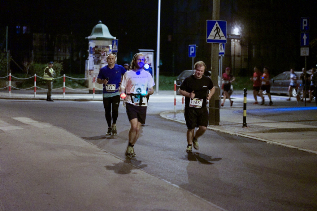 Kamil Karbowiak zwycięzcą Electrolux 3. Nocnej Dychy! [fotorelacja]