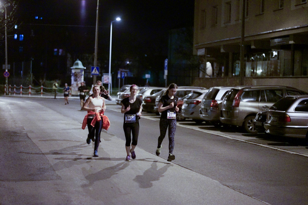 Kamil Karbowiak zwycięzcą Electrolux 3. Nocnej Dychy! [fotorelacja]