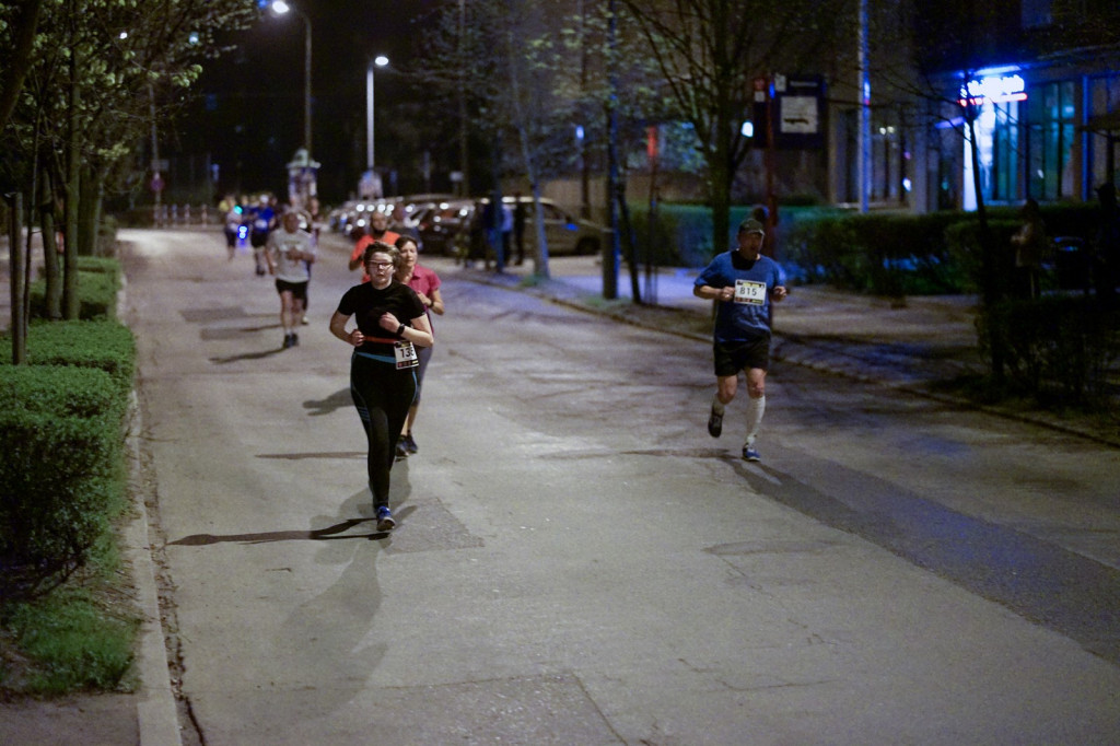 Kamil Karbowiak zwycięzcą Electrolux 3. Nocnej Dychy! [fotorelacja]