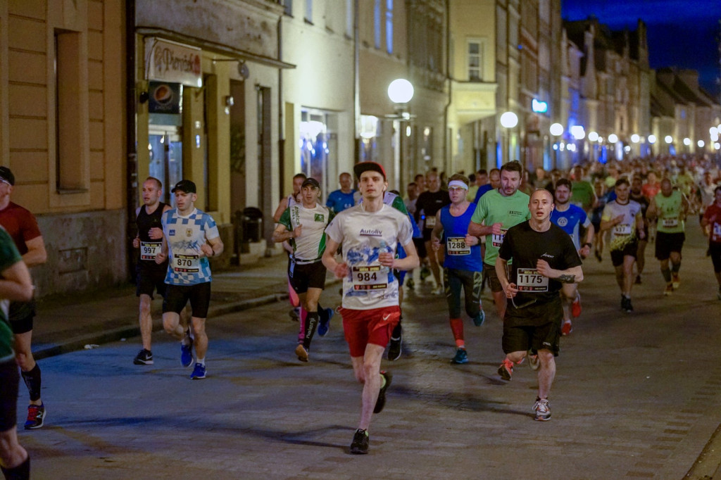 Kamil Karbowiak zwycięzcą Electrolux 3. Nocnej Dychy! [fotorelacja]