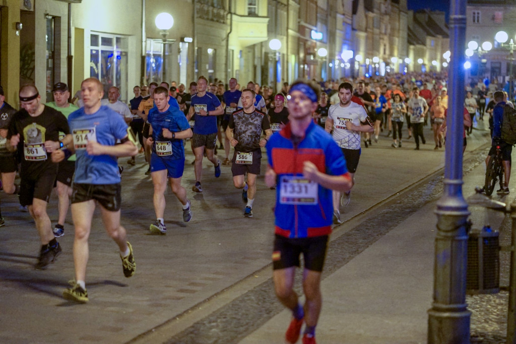 Kamil Karbowiak zwycięzcą Electrolux 3. Nocnej Dychy! [fotorelacja]