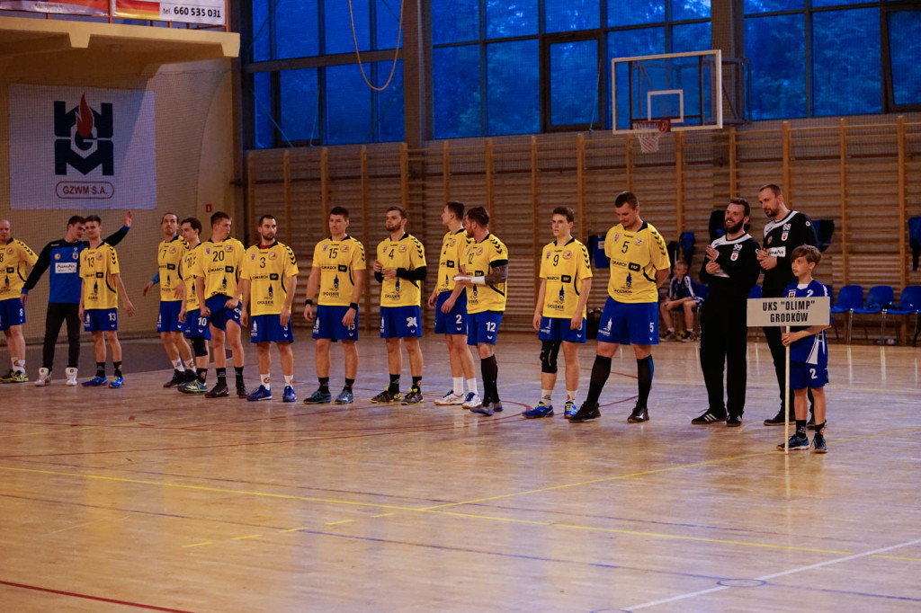 Olimp przypieczętował awans wygraną z Orlikiem!