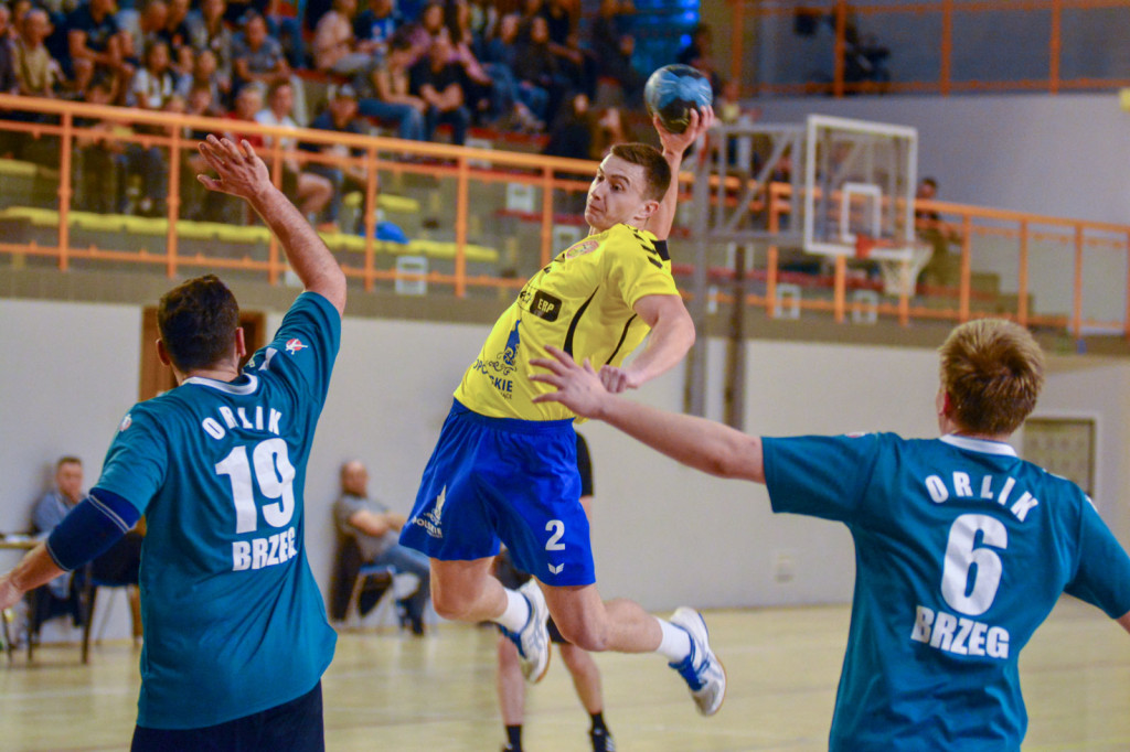 Olimp przypieczętował awans wygraną z Orlikiem!