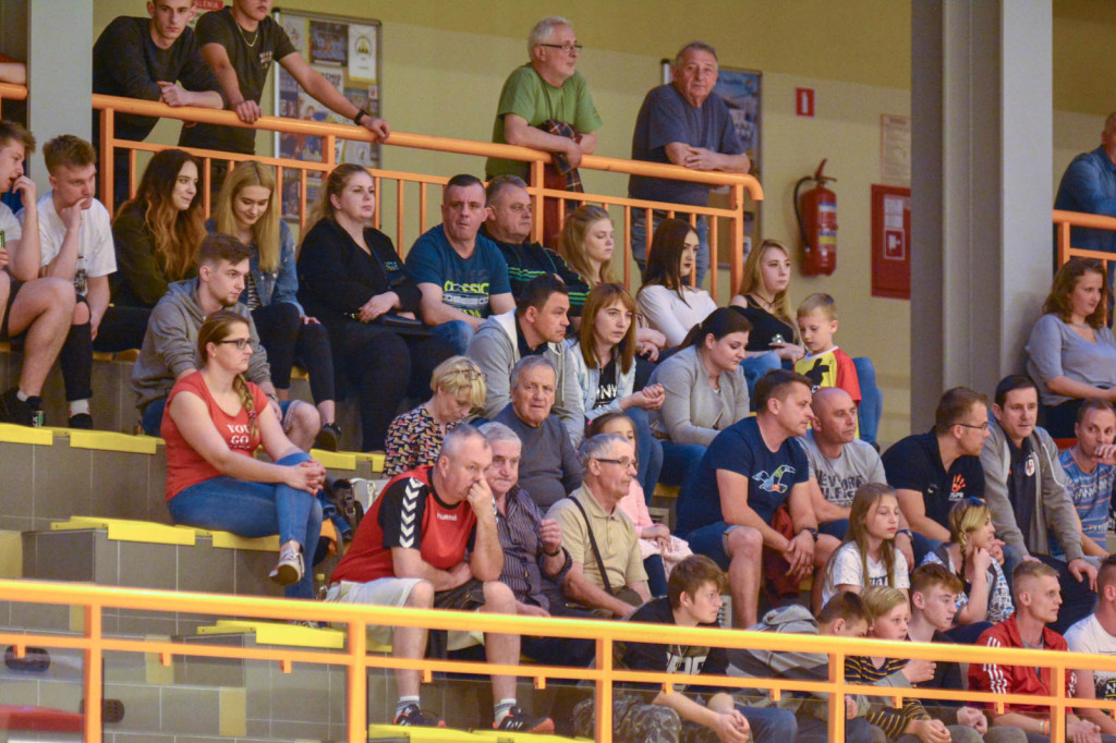 Olimp przypieczętował awans wygraną z Orlikiem!