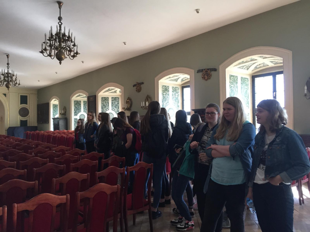 Uczniowie z I LO w Brzegu poznają sztukę renesansu w Muzeum Piastów Śląskich w Brzegu