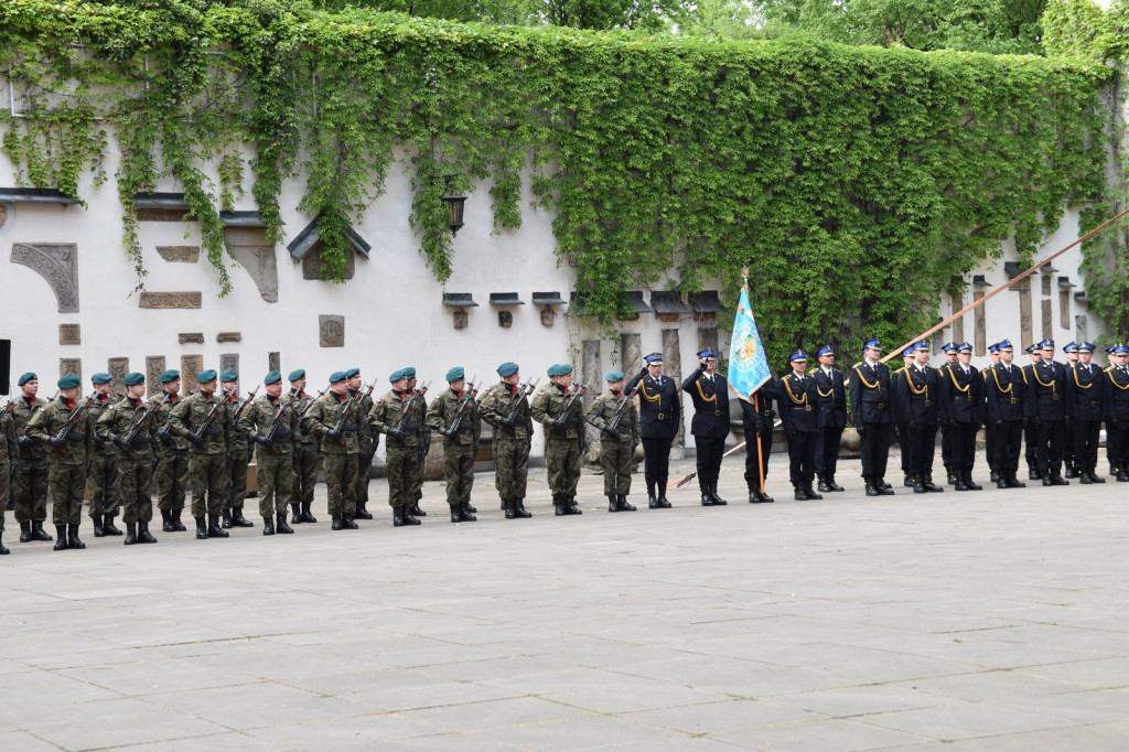 Święto Flagi RP na Zamku Piastów Śląskich w Brzegu