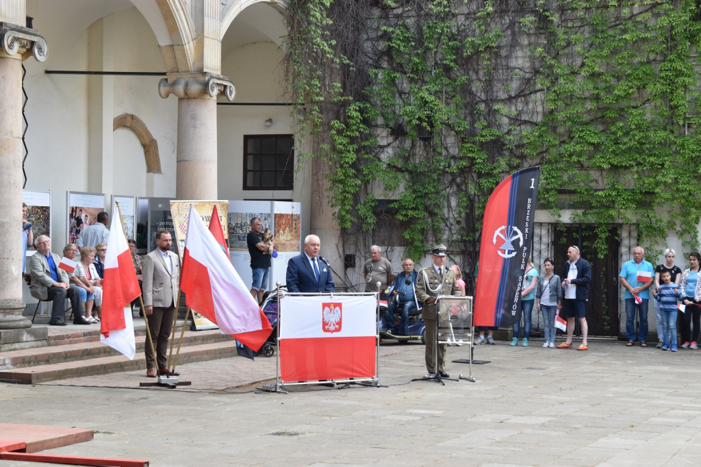 Święto Flagi RP na Zamku Piastów Śląskich w Brzegu