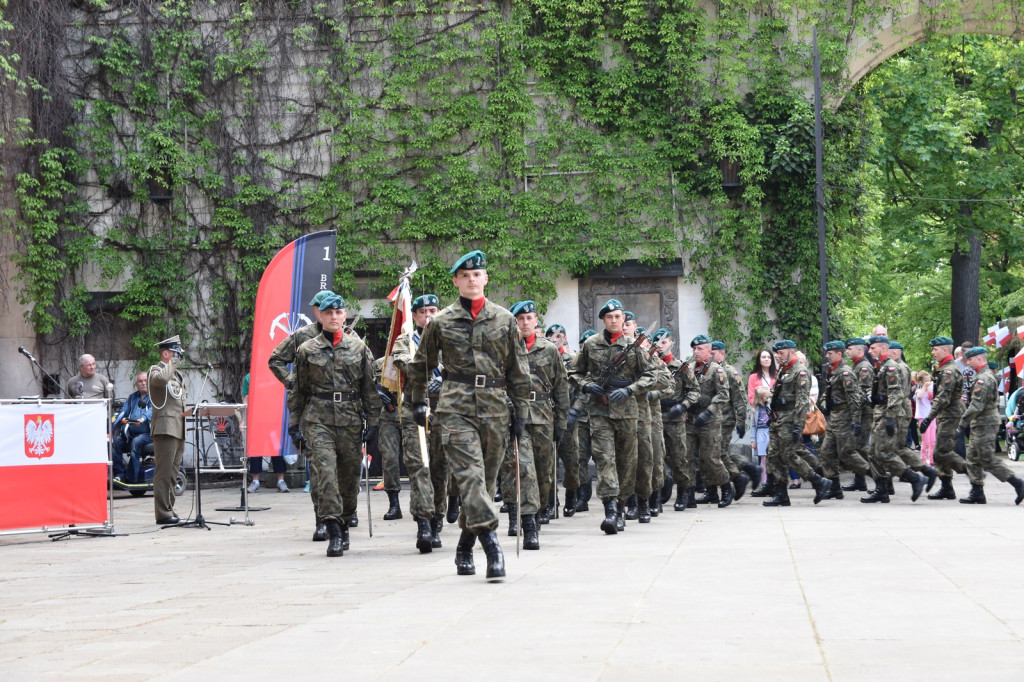 Święto Flagi RP na Zamku Piastów Śląskich w Brzegu