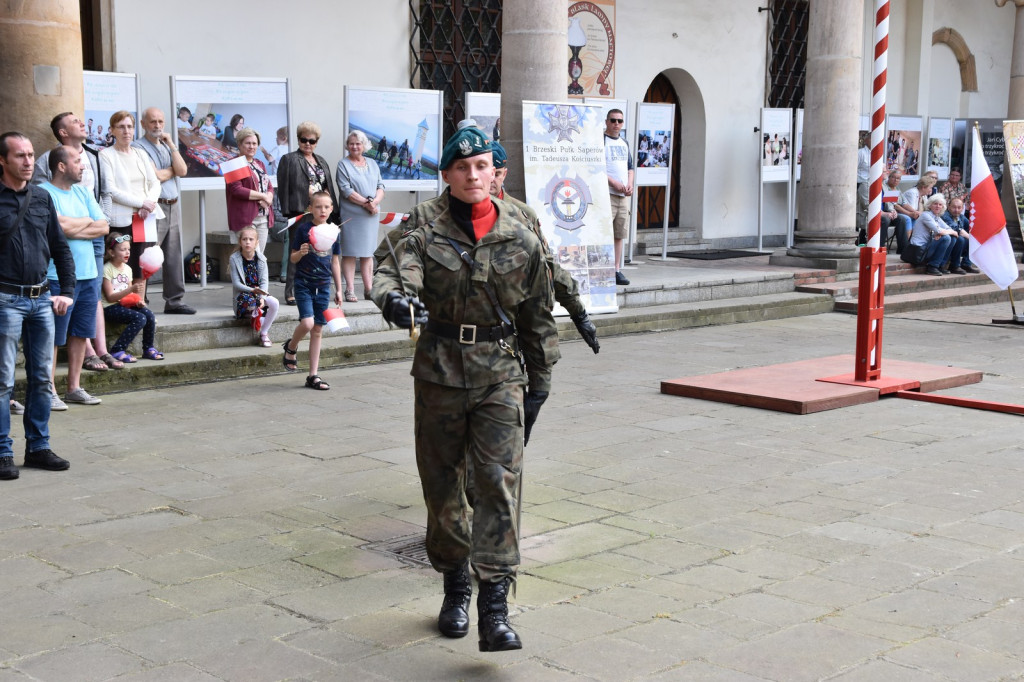 Święto Flagi RP na Zamku Piastów Śląskich w Brzegu
