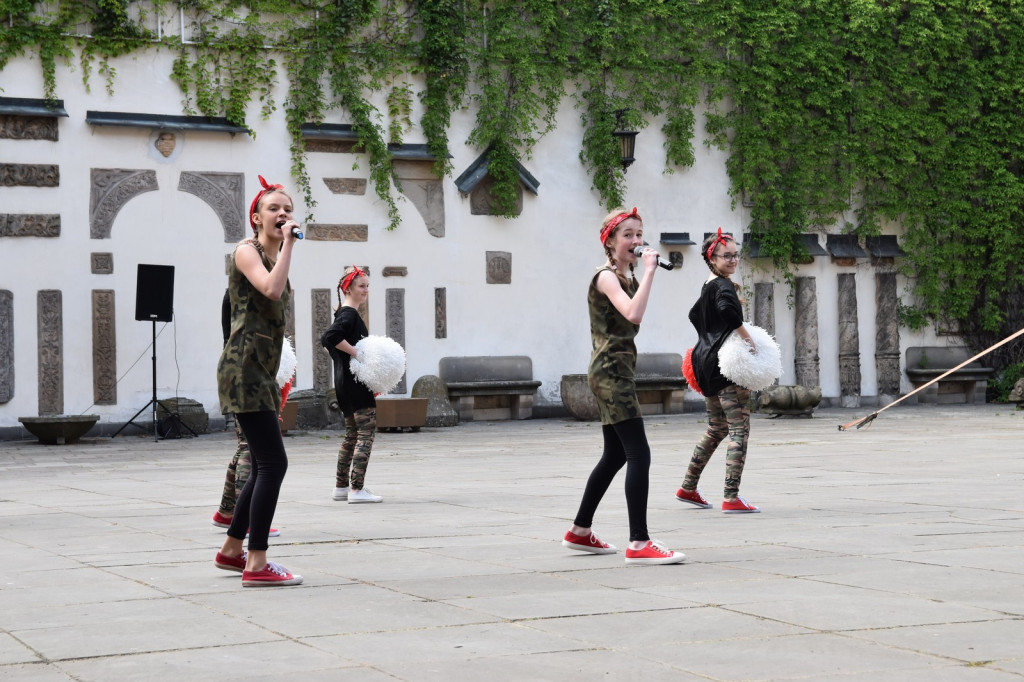 Święto Flagi RP na Zamku Piastów Śląskich w Brzegu