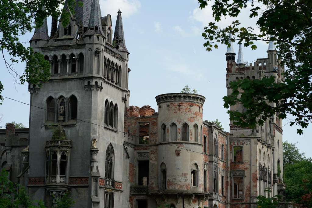 Upamiętnili pamięć Joanny w 176. rocznicę urodzin. Promocja odbudowy Mauzoleum rodu Schaffgotsch w Kopicach