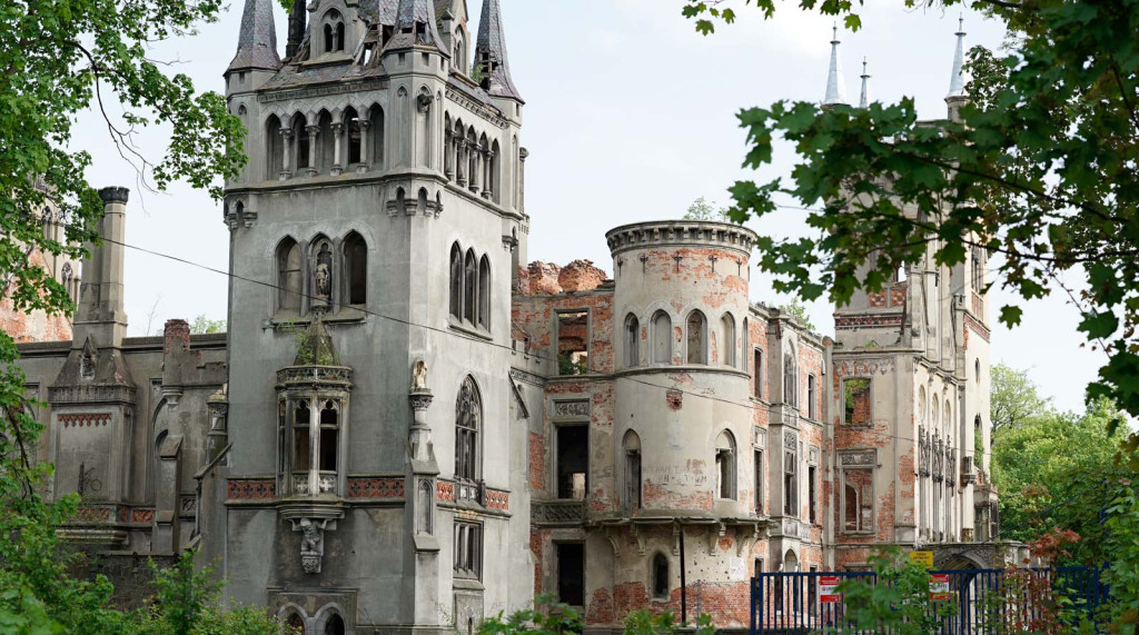 Upamiętnili pamięć Joanny w 176. rocznicę urodzin. Promocja odbudowy Mauzoleum rodu Schaffgotsch w Kopicach