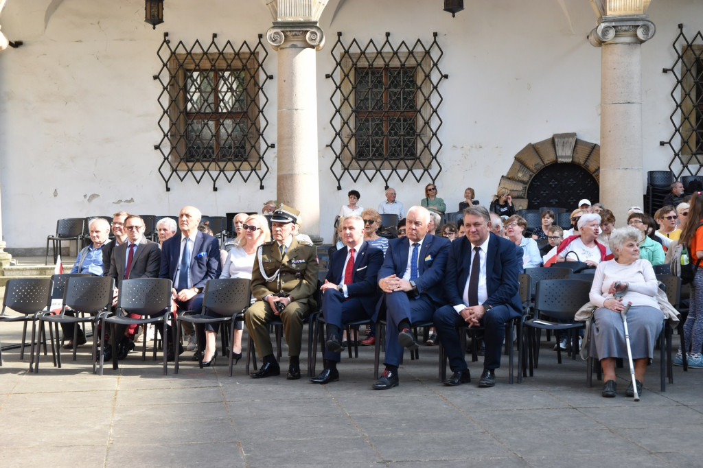 Święto Flagi RP na Zamku Piastów Śląskich w Brzegu