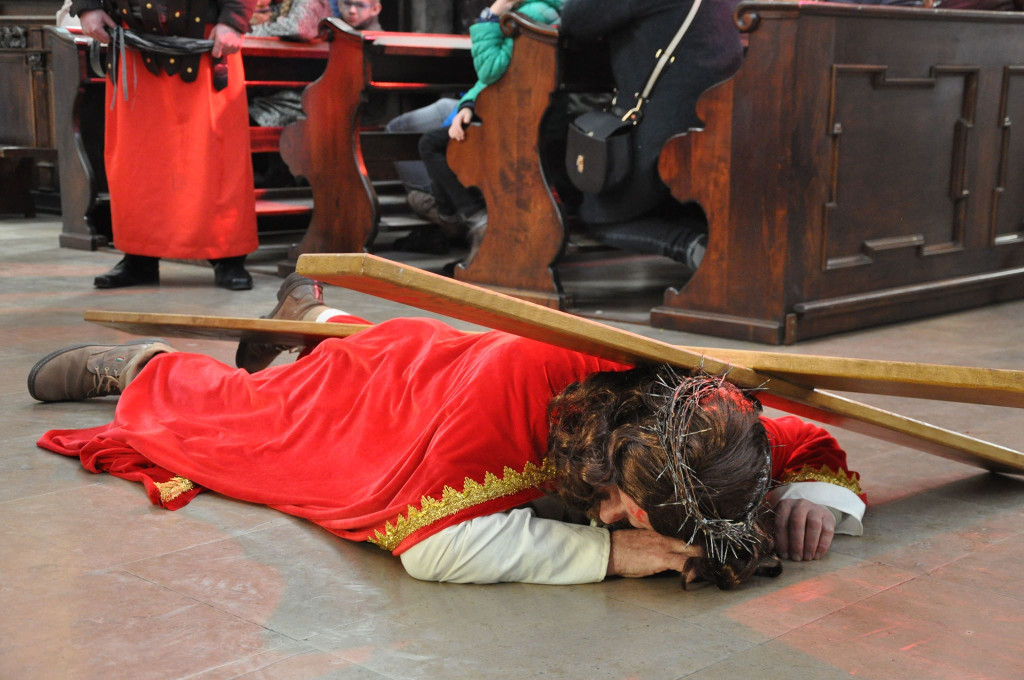 Robimy teatr  Sztuka dla 26 aktorów