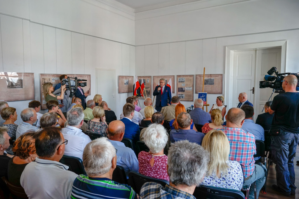 Spotkanie z Ryszardem Czarneckim - europosłem PIS w Grodkowie [fotorelacja]