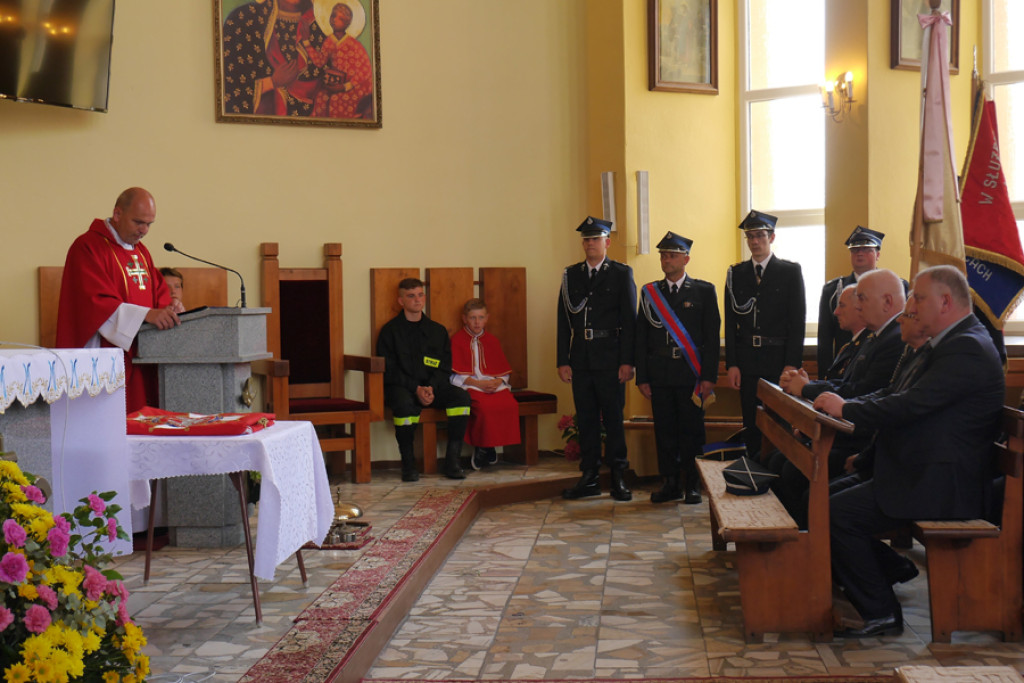 Sztandar dla strażaków z Dobrzynia