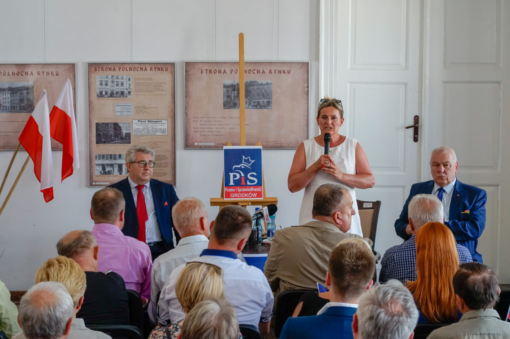 Spotkanie z Ryszardem Czarneckim - europosłem PIS w Grodkowie [fotorelacja]