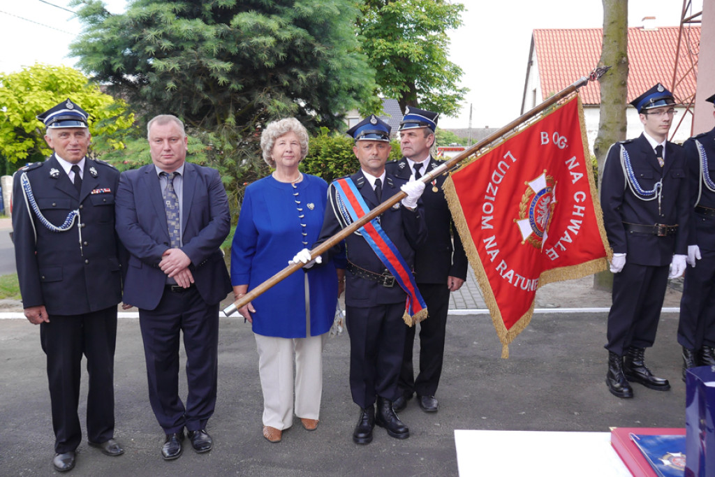 Sztandar dla strażaków z Dobrzynia