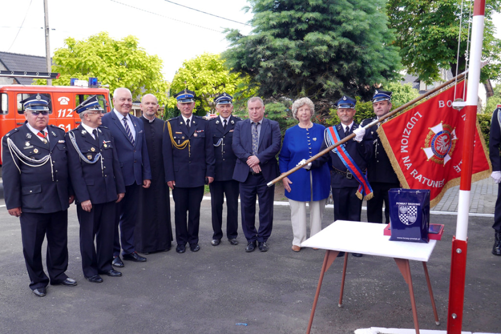 Sztandar dla strażaków z Dobrzynia