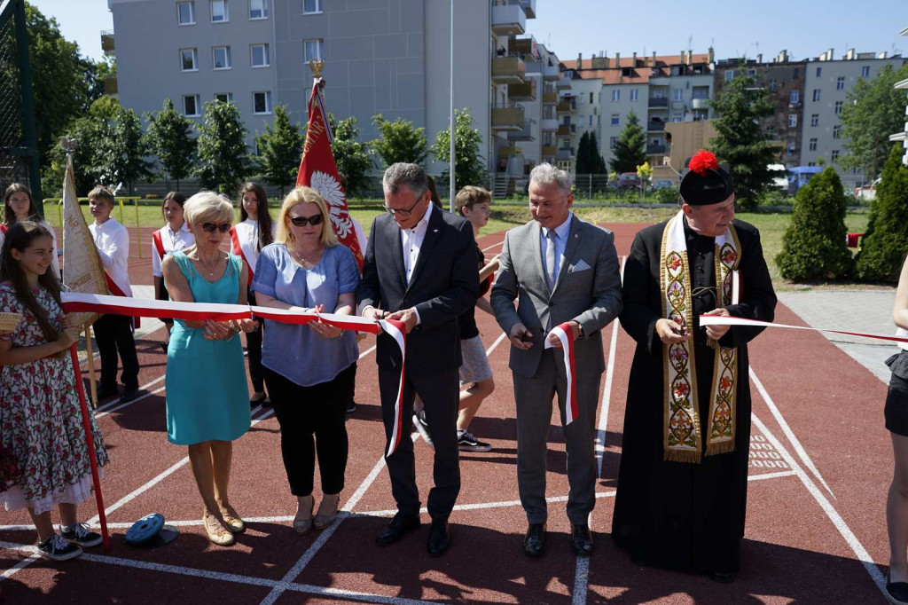 Uroczyste otwarcie nowego kompleksu sportowego w PSP1 Brzeg [fotorelacja]