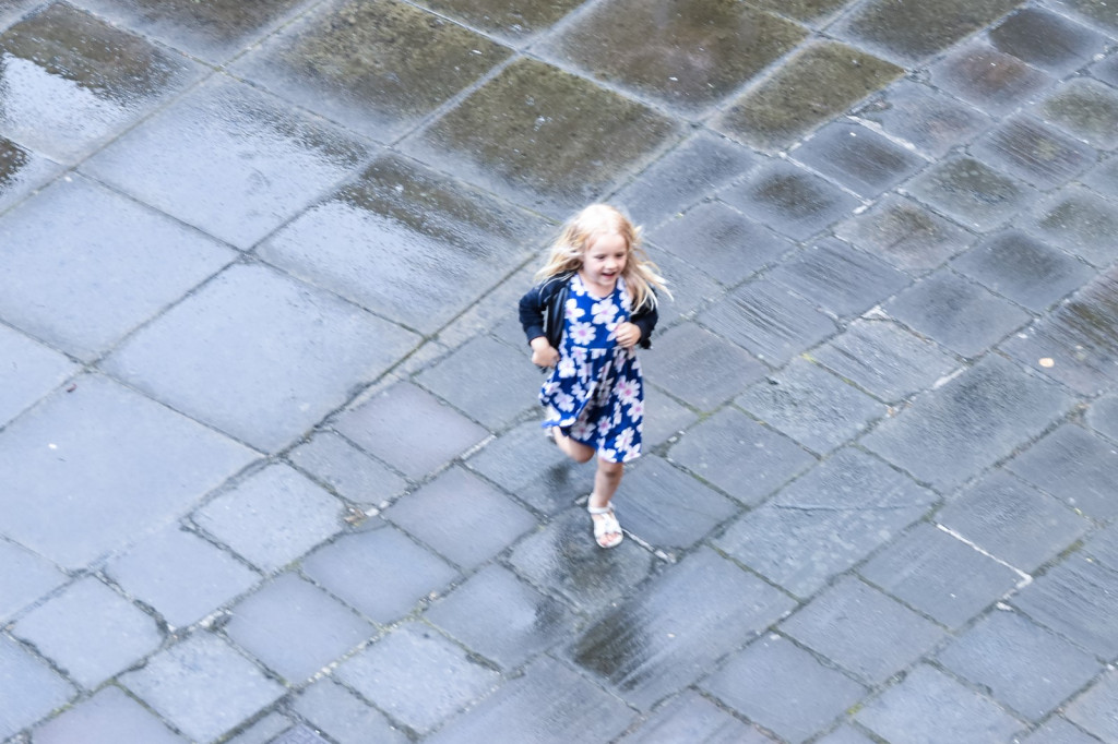 ŚPB 2018: Dziubek Band przegonił deszcz. Żywiołowy dyrygent porwał publiczność do wspólnej zabawy