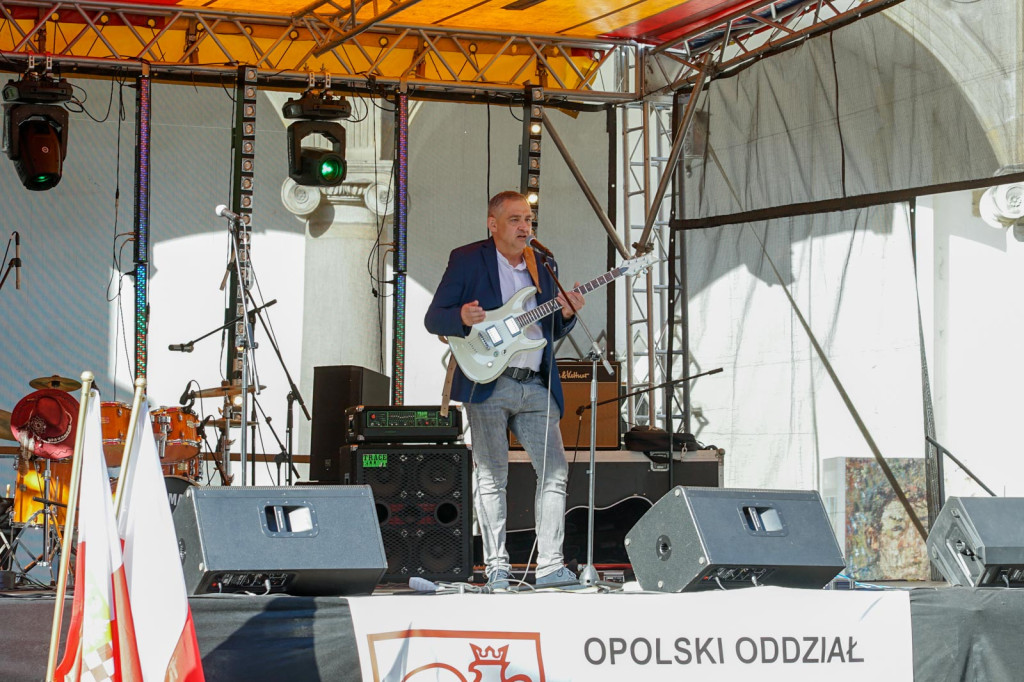 Polscy artyści mieszkający za granicą najechali na Zamek Piastów Śląskich