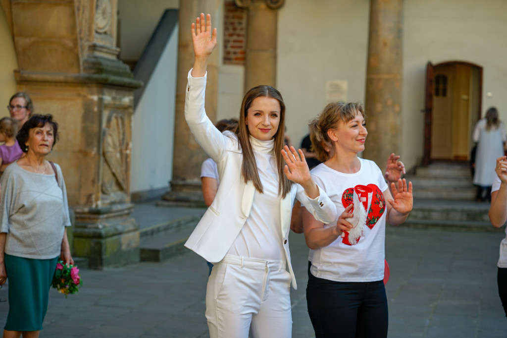 Polscy artyści mieszkający za granicą najechali na Zamek Piastów Śląskich