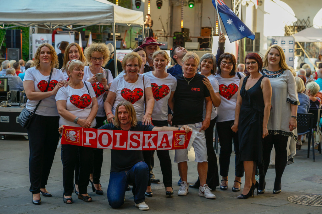 Polscy artyści mieszkający za granicą najechali na Zamek Piastów Śląskich