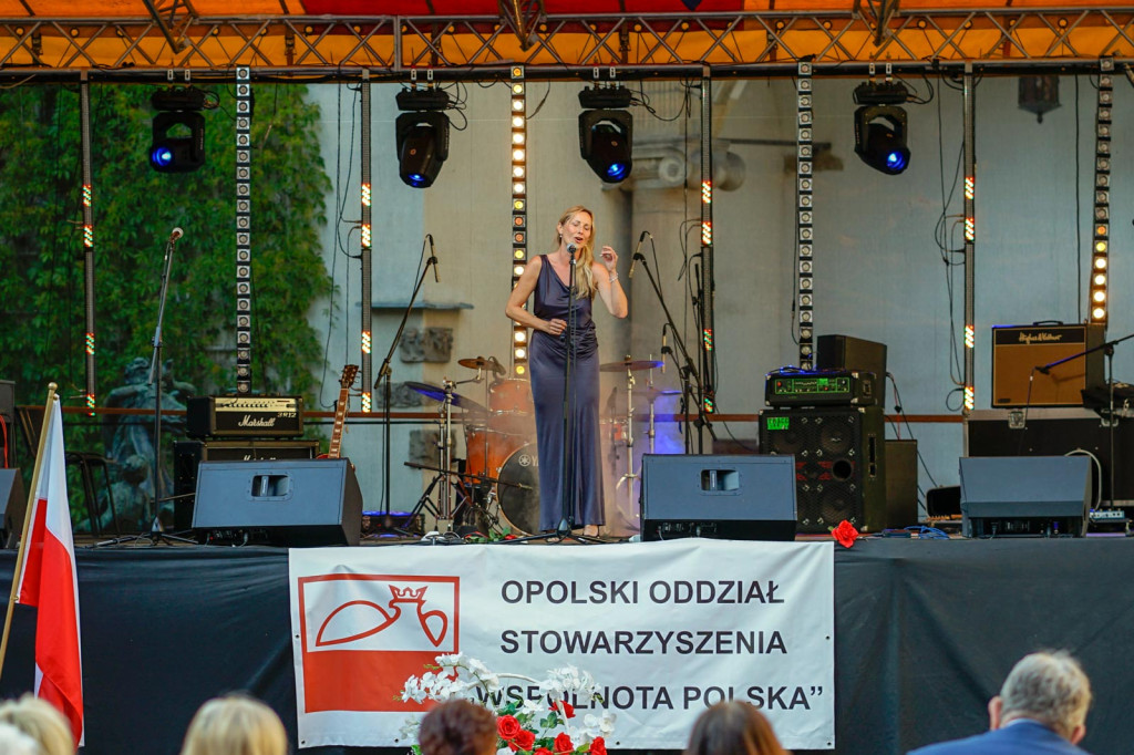 Polscy artyści mieszkający za granicą najechali na Zamek Piastów Śląskich