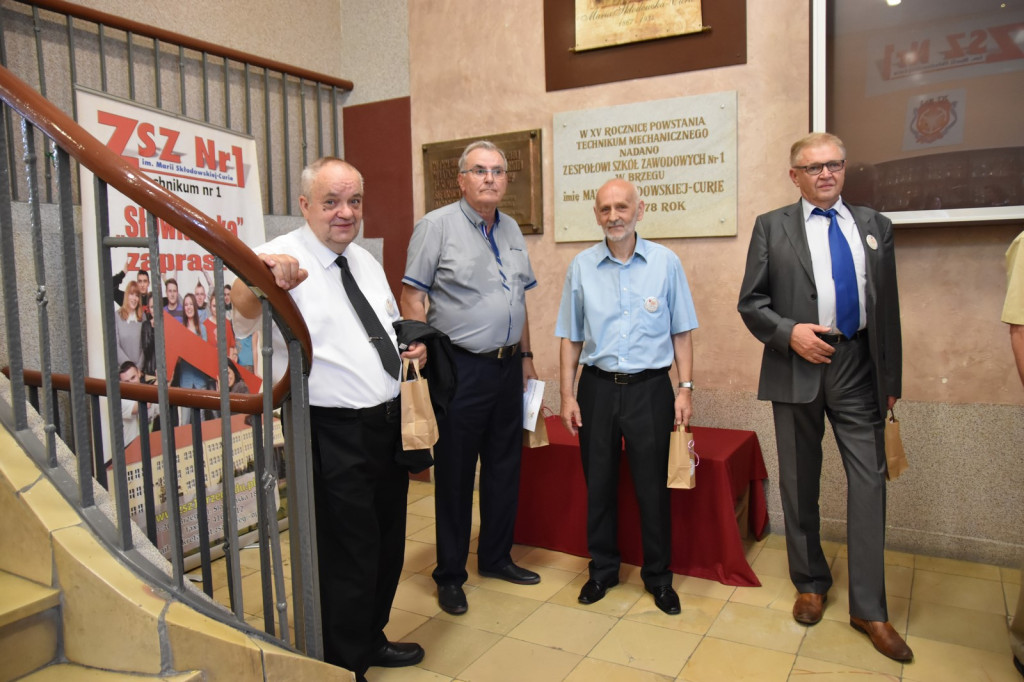 Uroczyste spotkanie po latach. Od pierwszej matury mechaników minęło 50 lat