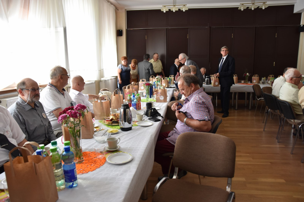 Uroczyste spotkanie po latach. Od pierwszej matury mechaników minęło 50 lat