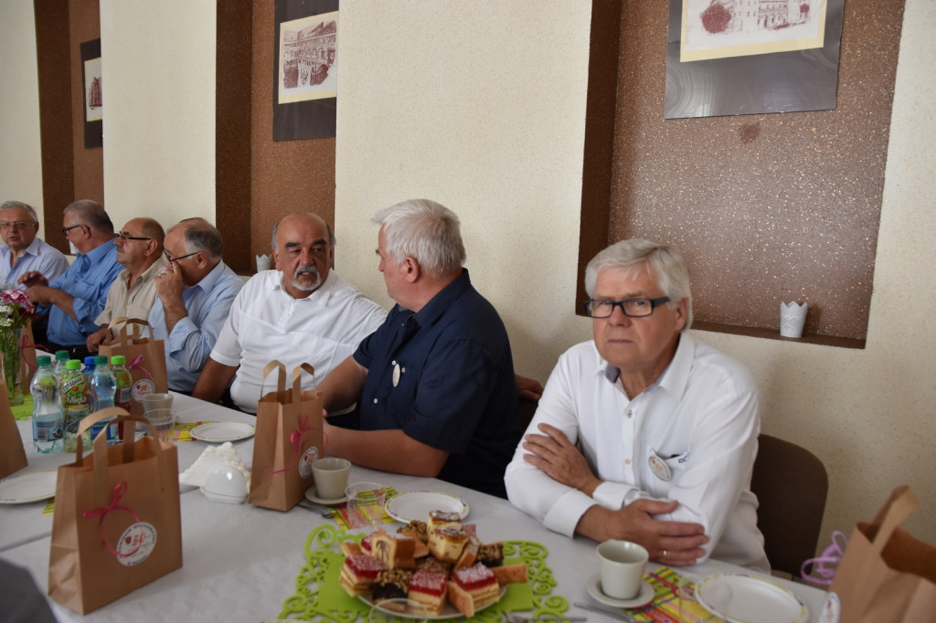 Uroczyste spotkanie po latach. Od pierwszej matury mechaników minęło 50 lat