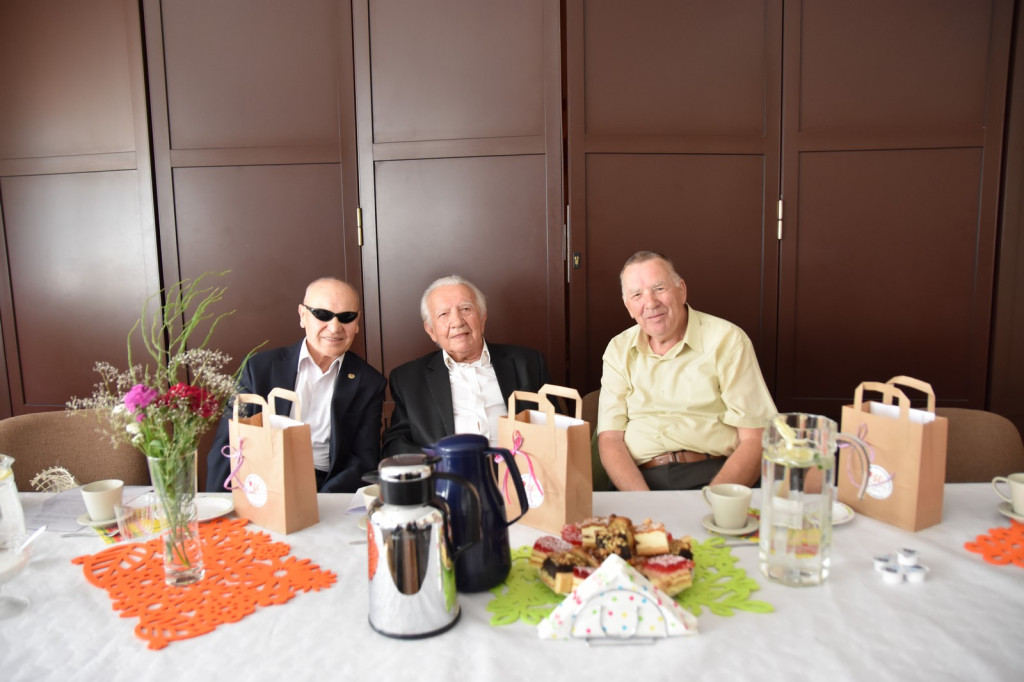 Uroczyste spotkanie po latach. Od pierwszej matury mechaników minęło 50 lat