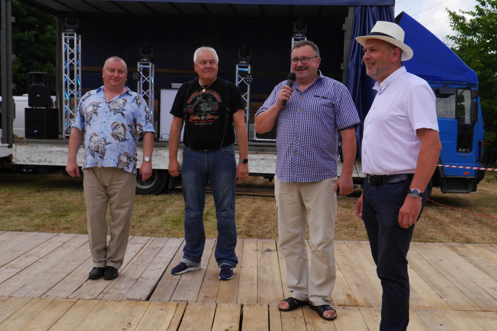 Ulewa dzieciom niestraszna. Piknik rodzinny w Szydłowicach [fotorelacja]