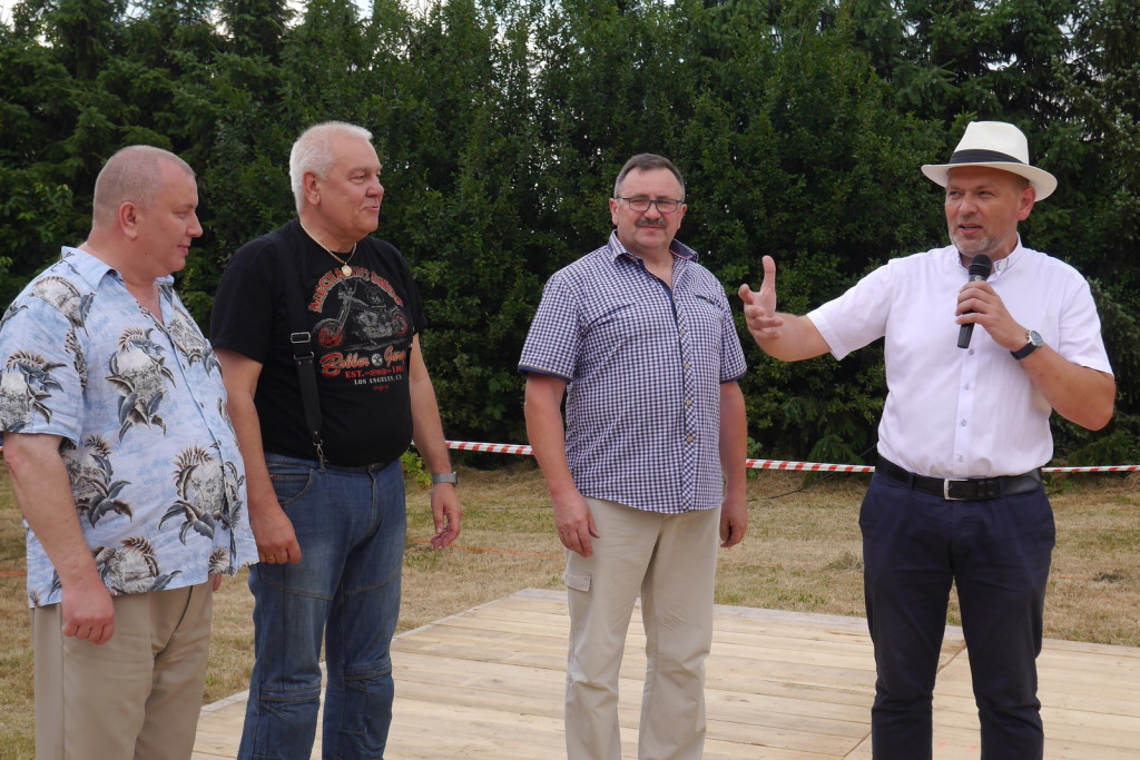 Ulewa dzieciom niestraszna. Piknik rodzinny w Szydłowicach [fotorelacja]