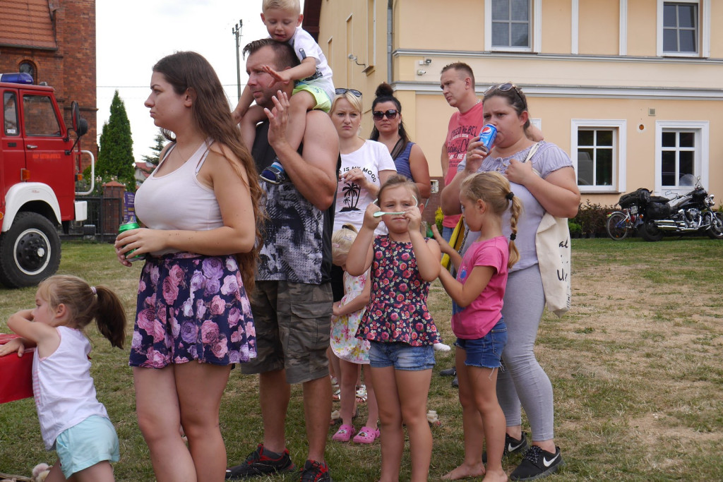 Ulewa dzieciom niestraszna. Piknik rodzinny w Szydłowicach [fotorelacja]
