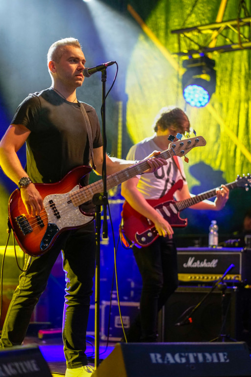 Dni Grodkowa - Czerwone Gitary przyciągnęły tłumy [fotorelacja]