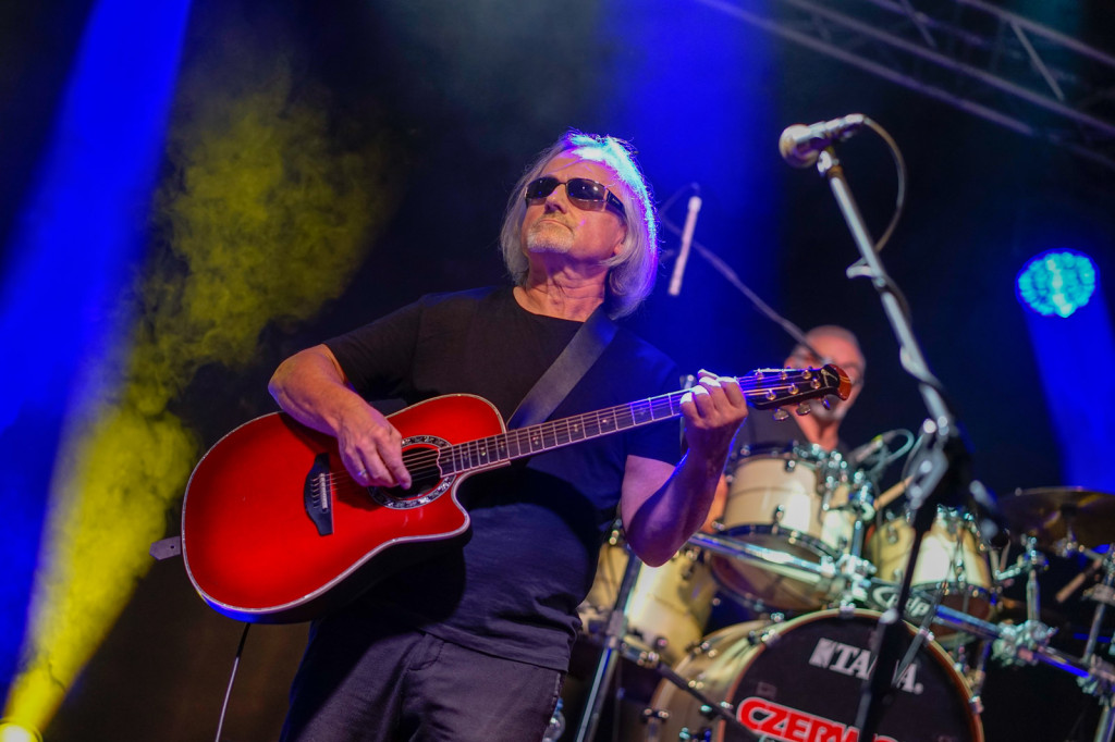 Dni Grodkowa - Czerwone Gitary przyciągnęły tłumy [fotorelacja]