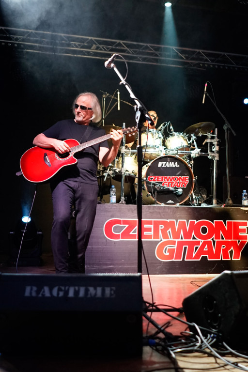 Dni Grodkowa - Czerwone Gitary przyciągnęły tłumy [fotorelacja]