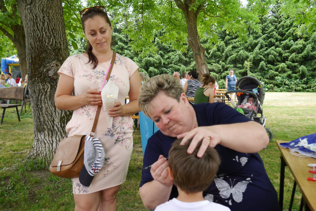 Ulewa dzieciom niestraszna. Piknik rodzinny w Szydłowicach [fotorelacja]