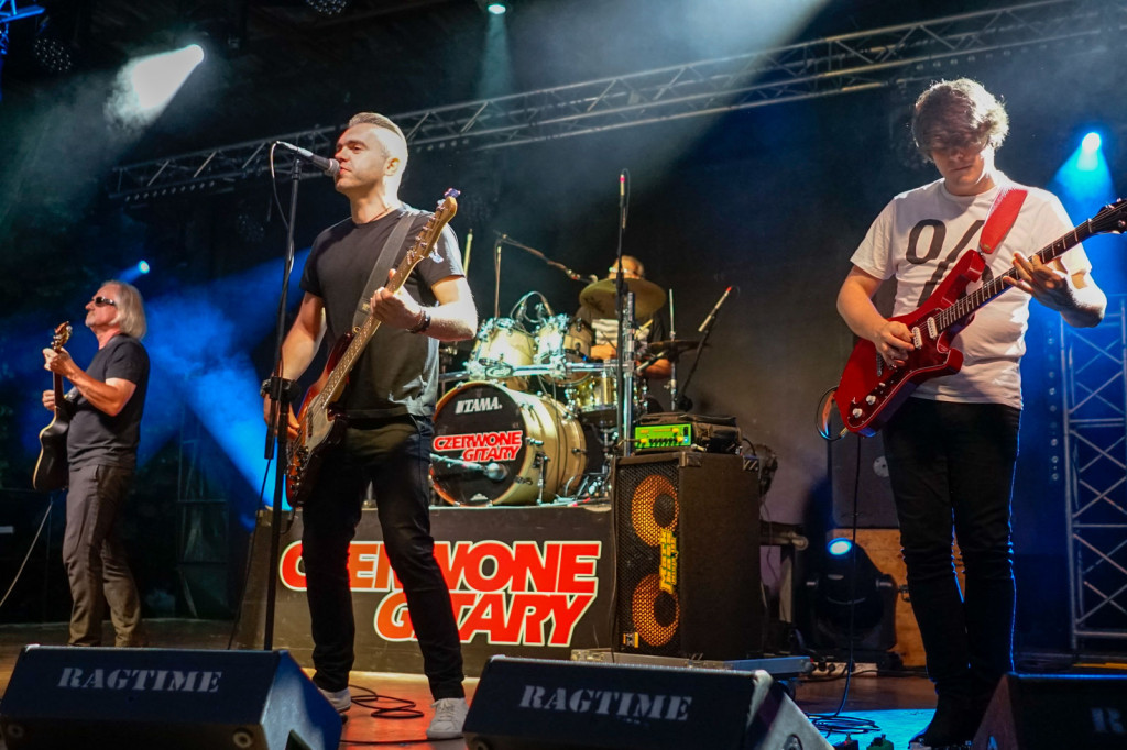 Dni Grodkowa - Czerwone Gitary przyciągnęły tłumy [fotorelacja]