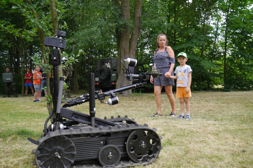 Ulewa dzieciom niestraszna. Piknik rodzinny w Szydłowicach [fotorelacja]