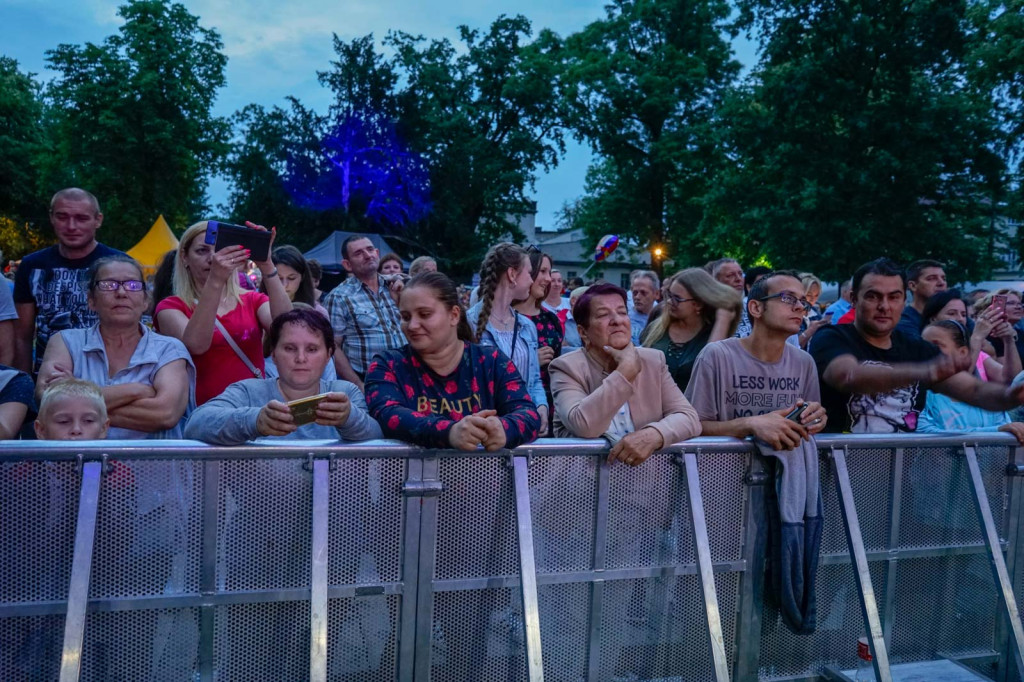 Dni Grodkowa - Czerwone Gitary przyciągnęły tłumy [fotorelacja]