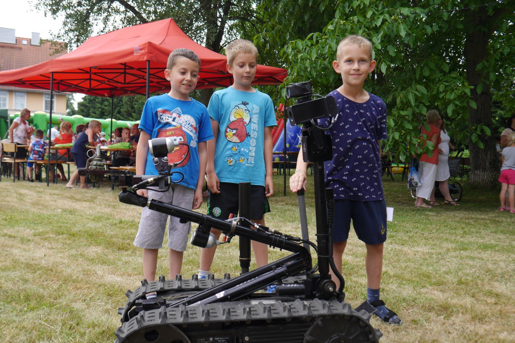 Ulewa dzieciom niestraszna. Piknik rodzinny w Szydłowicach [fotorelacja]