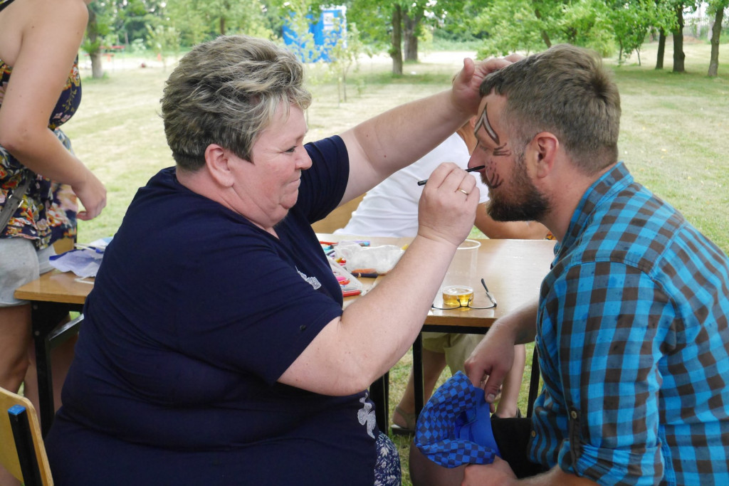 Ulewa dzieciom niestraszna. Piknik rodzinny w Szydłowicach [fotorelacja]
