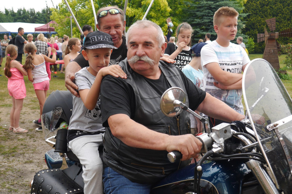 Ulewa dzieciom niestraszna. Piknik rodzinny w Szydłowicach [fotorelacja]