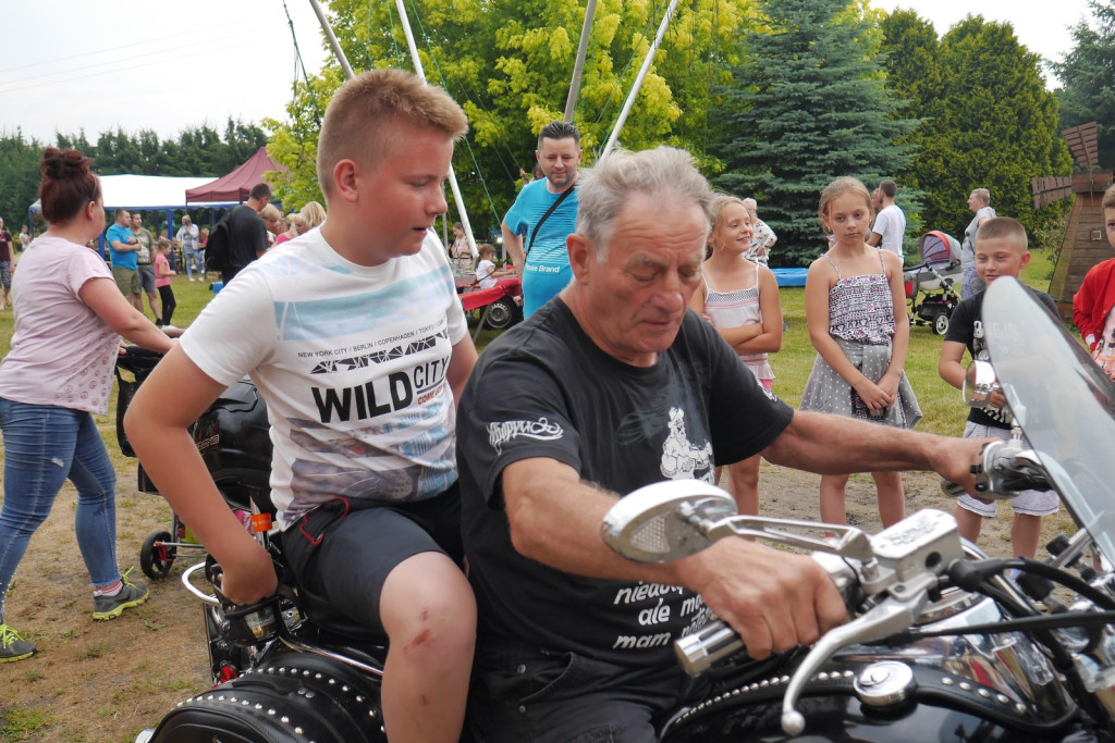 Ulewa dzieciom niestraszna. Piknik rodzinny w Szydłowicach [fotorelacja]