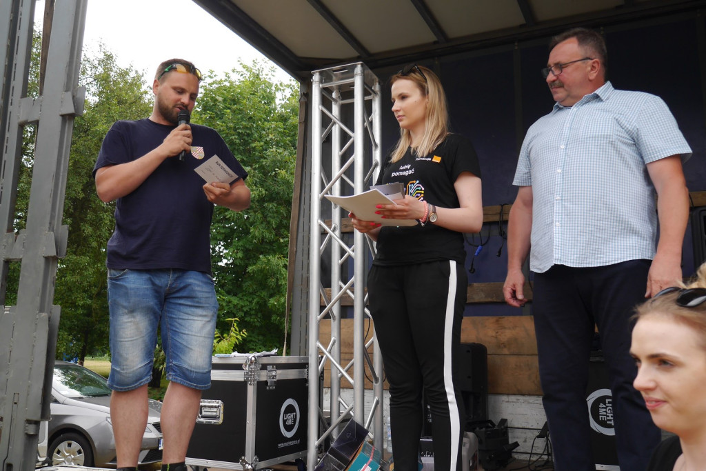 Ulewa dzieciom niestraszna. Piknik rodzinny w Szydłowicach [fotorelacja]